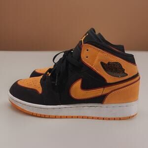NIKE AIR JORDAN 1 MID SE Air Jordan 1 Mid Seasonal Edition 6Y